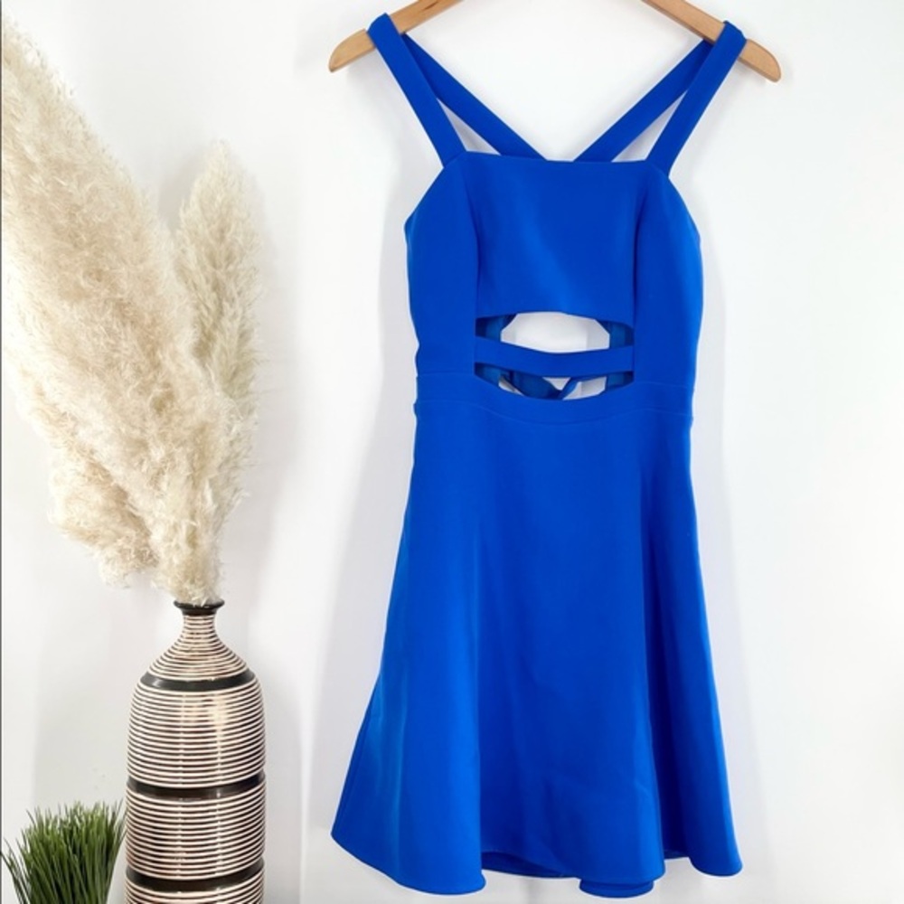 Express dress size 0 blue sleeveless, cutout stomach